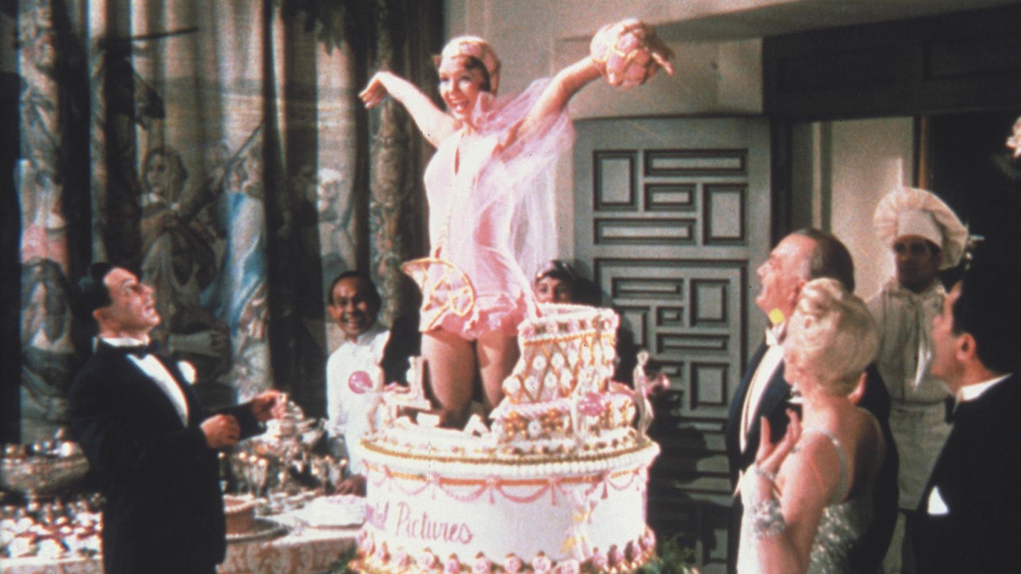 3 FAMOUS CELEBRITIES WHO NEVER SECRETLY FANTASIZE ABOUT YOU BURSTING FROM A CAKE ON THEIR BIRTHDAY YACHT