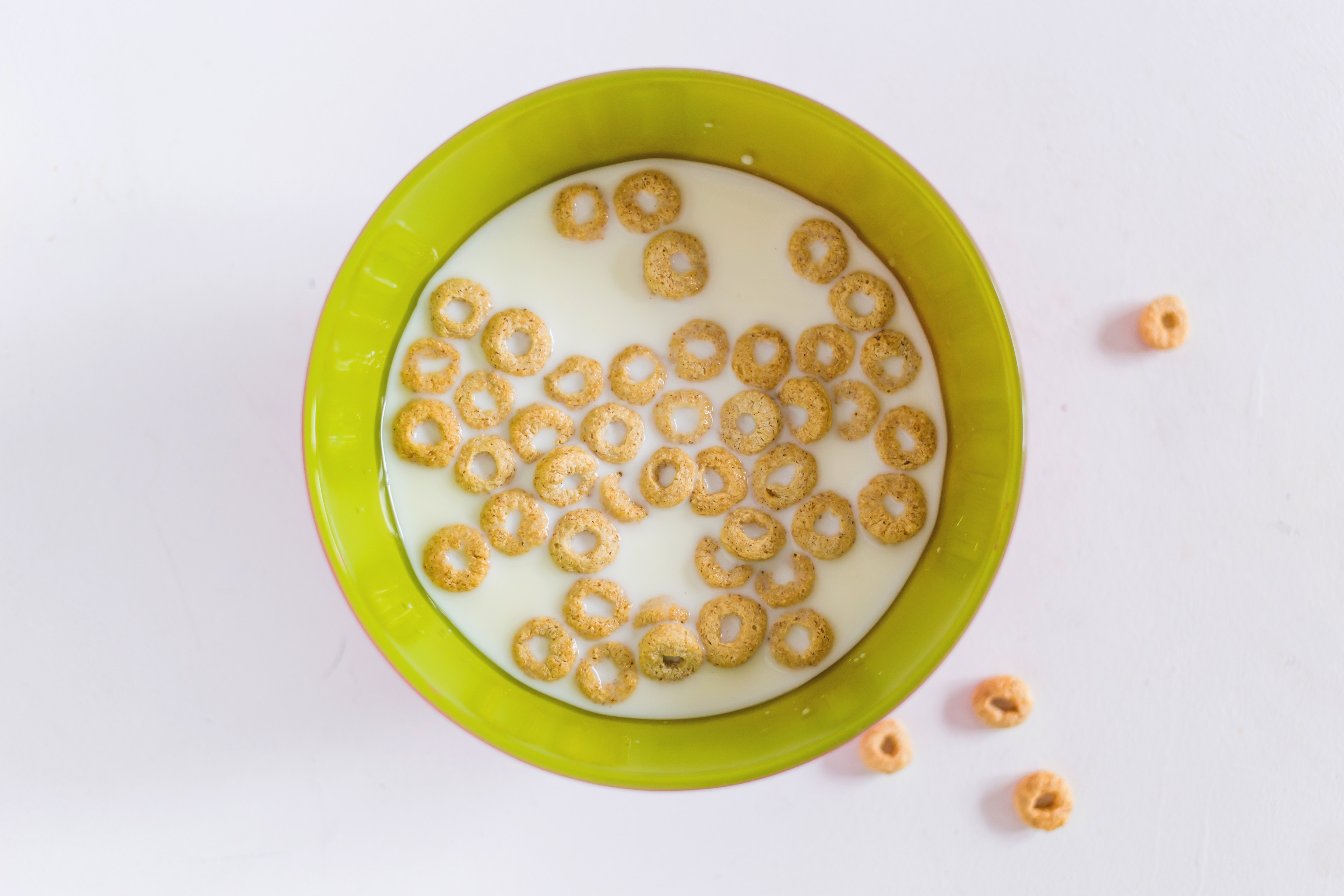 WHAT THE WAY YOUR CAT EATS YOUR CHEERIOS CAN TELL YOU ABOUT WHETHER YOU SHOULD JUST GO BACK TO BED AND STAY THERE