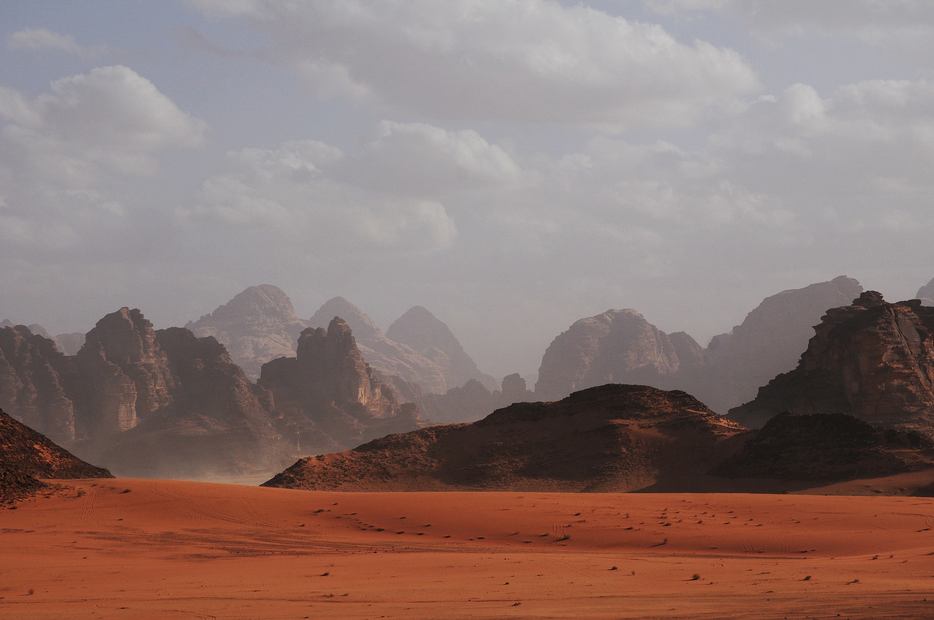 SHOULD PARENTS TAKE BABIES TO MARS? THIS NEW STUDY MAY SURPRISE YOU