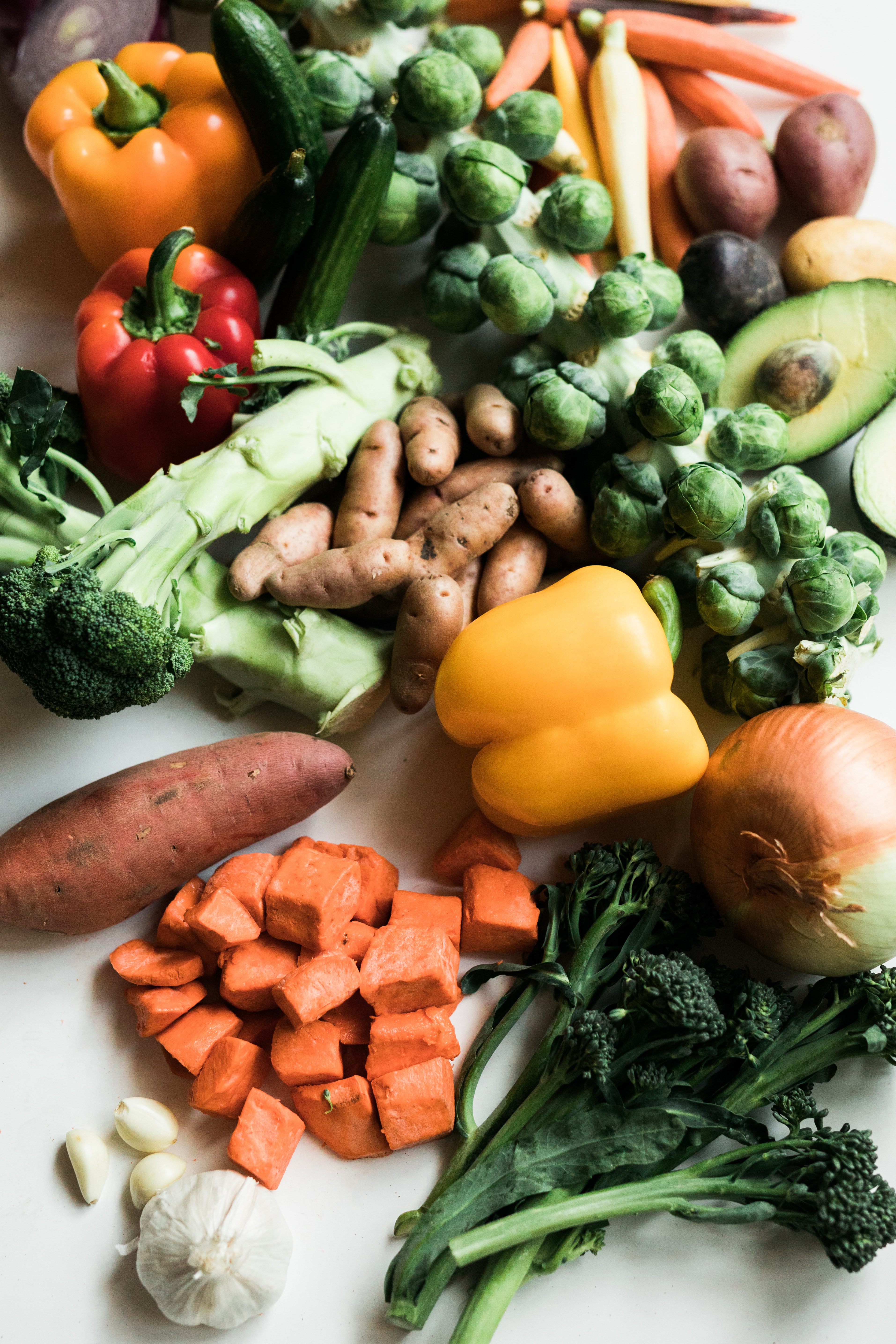 VEGETABLE SHORTAGE IN PEORIA? THESE LOCAL TEENS WATCH FEWER THAN 14 HOURS OF TV PER WEEK