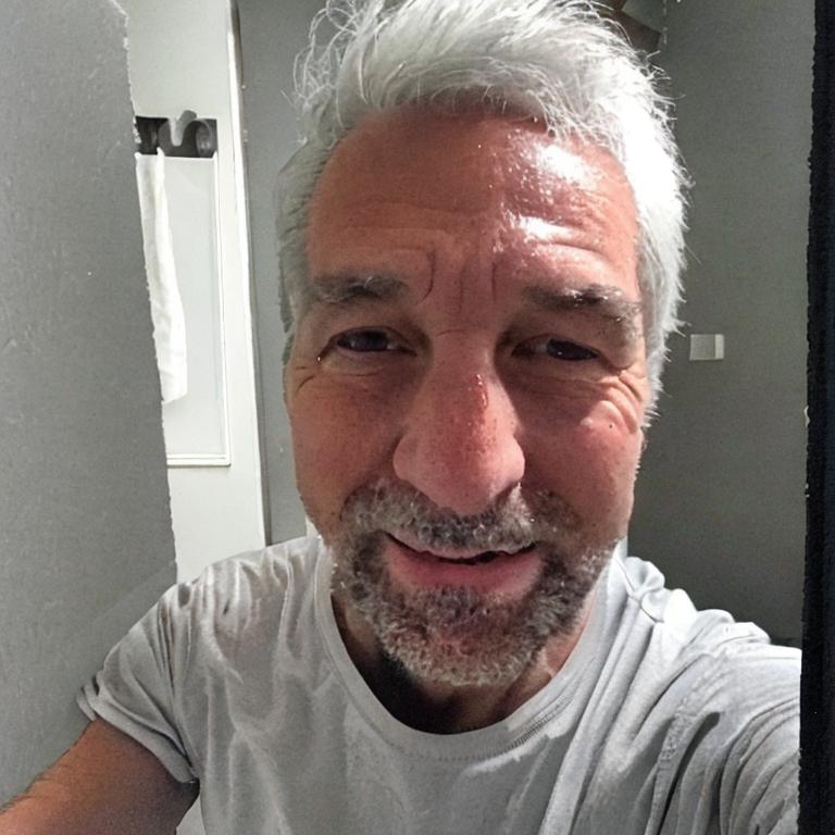 PIERRE MASTERS: SELECT TWITTER LOG OF A TWIT